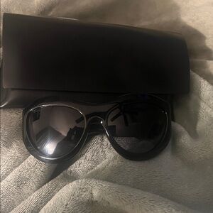 DSQUARED2 Elegant Black Sunglasses